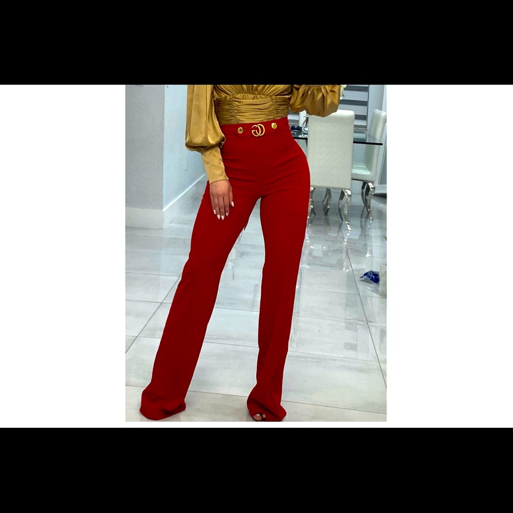Red high waist pants very comfy, for all ocasión